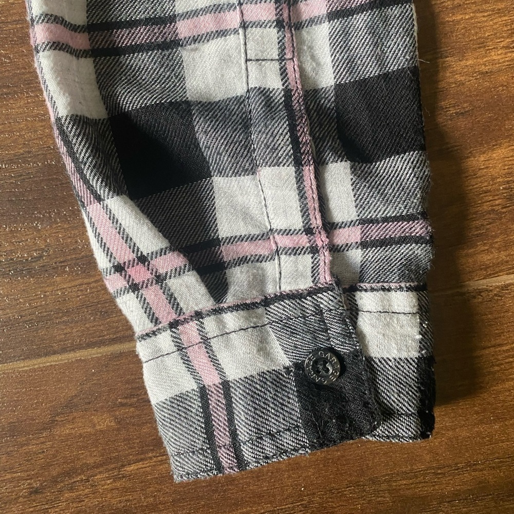 Garage Pink Black and White Plaid Cropped Button Down XS - Picture 2 of 10